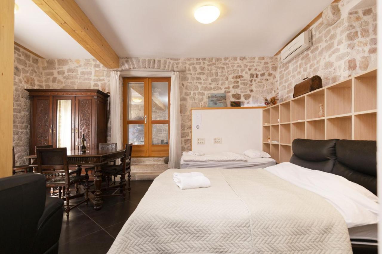 Galera I Apartment Sibenik Ngoại thất bức ảnh