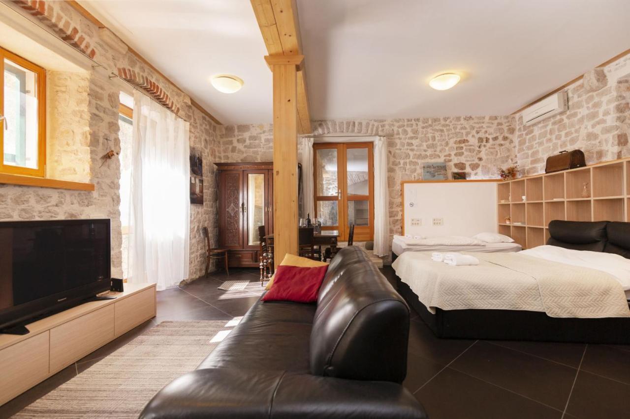 Galera I Apartment Sibenik Ngoại thất bức ảnh
