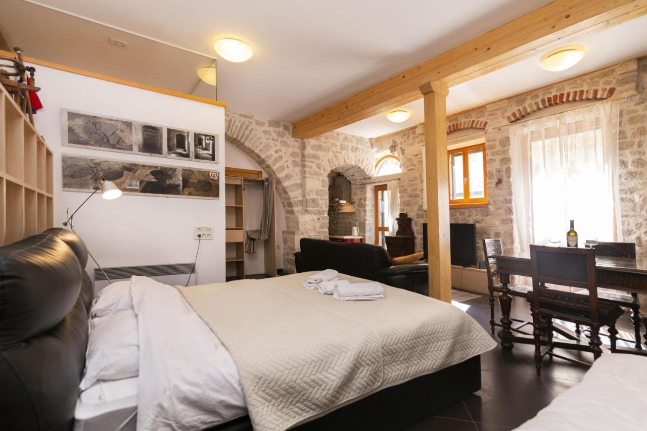 Galera I Apartment Sibenik Ngoại thất bức ảnh