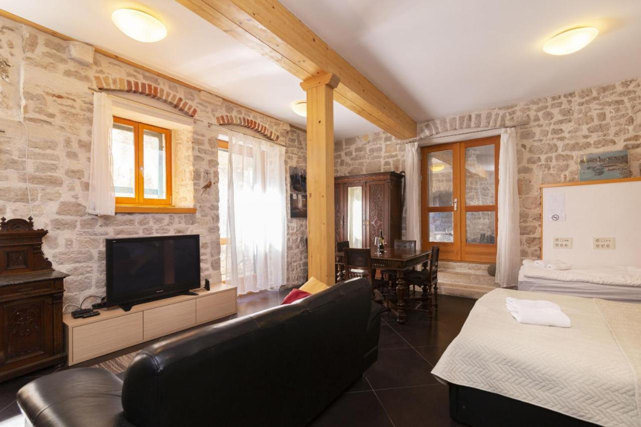 Galera I Apartment Sibenik Ngoại thất bức ảnh