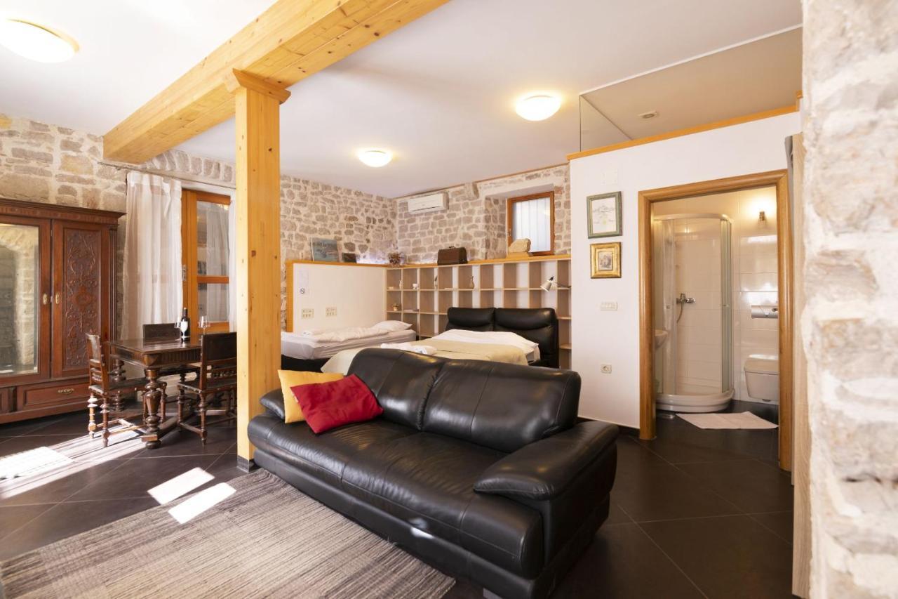 Galera I Apartment Sibenik Ngoại thất bức ảnh