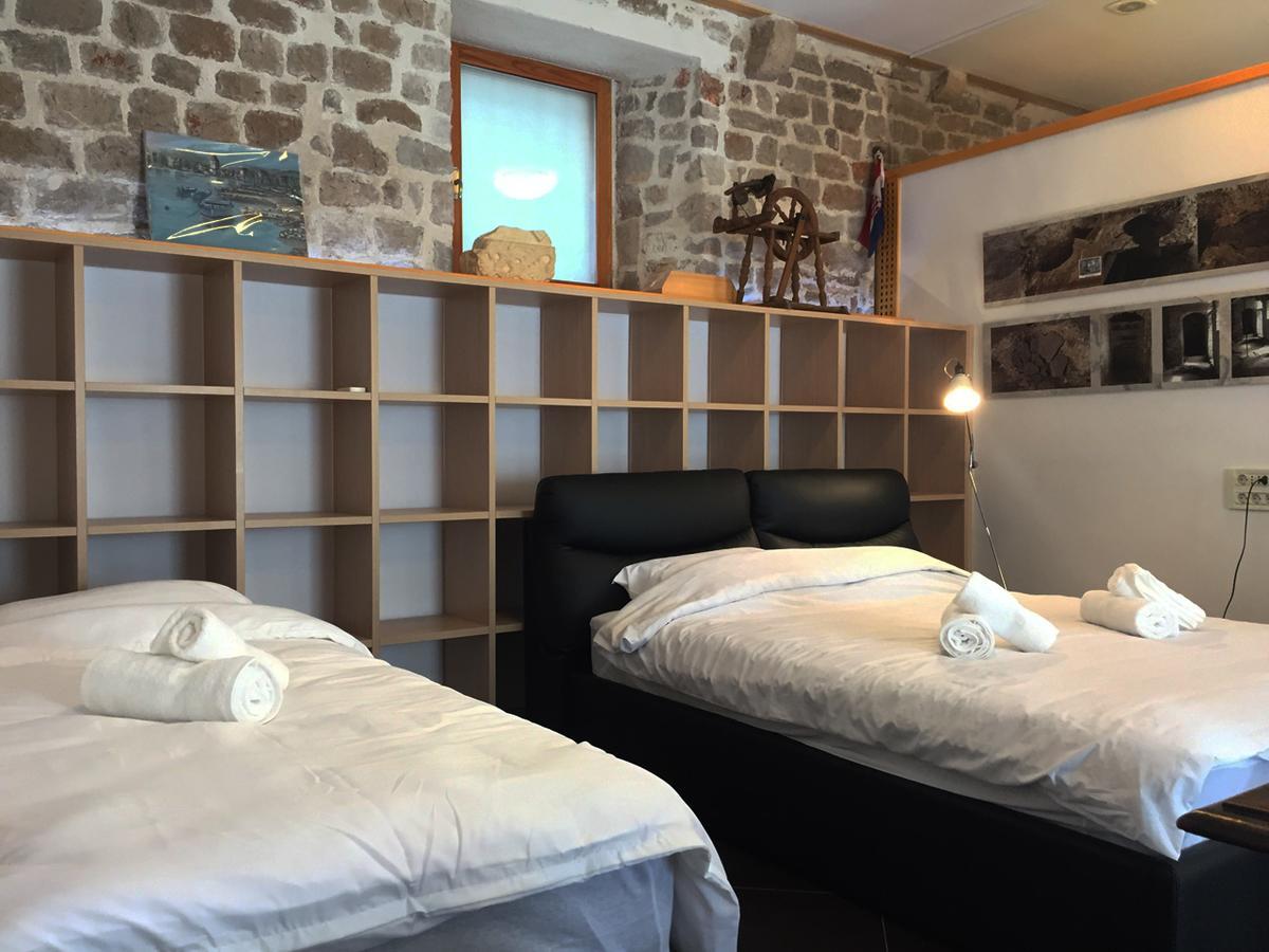 Galera I Apartment Sibenik Ngoại thất bức ảnh